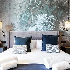 Weflating Center Apartment Barcelona